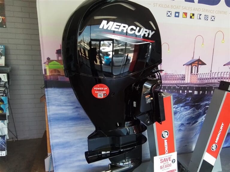 Mercury 150XL FOURSTROKE - Boats and Marine >  Outboard Boat Engines