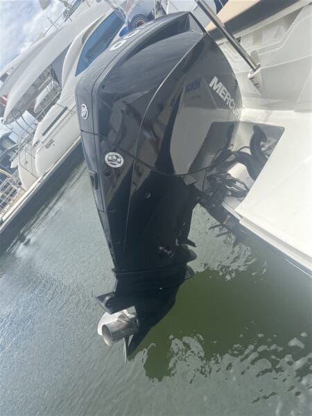 Mercury 200XL DS - Boats and Marine >  Outboard Boat Engines
