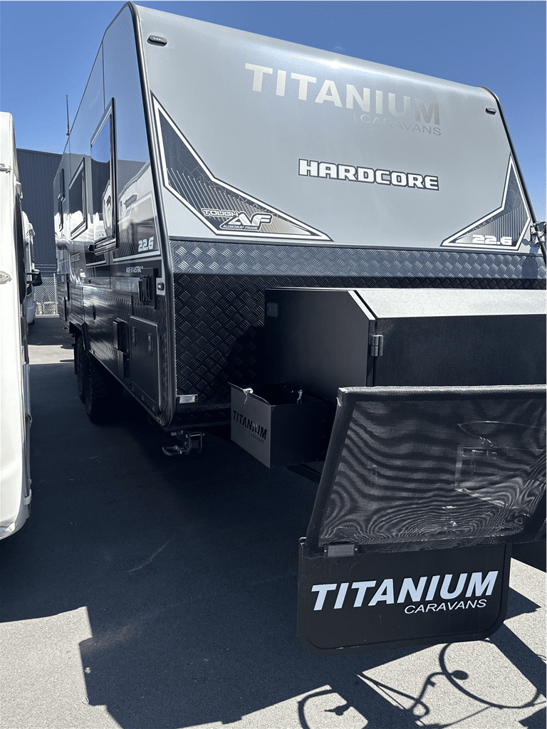 Titanium T1 22'6 HARDCORE - Caravans