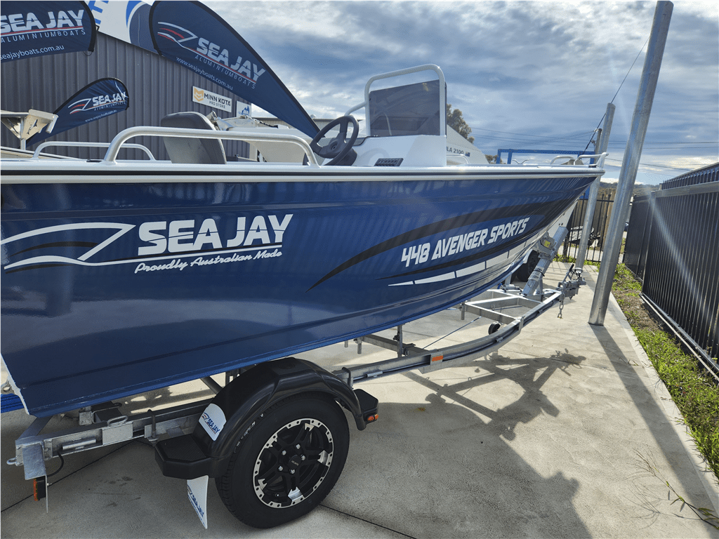Sea Jay 448 AVENGER SPORTS ADRENALIN HULL NEXGEN - Boats and Marine