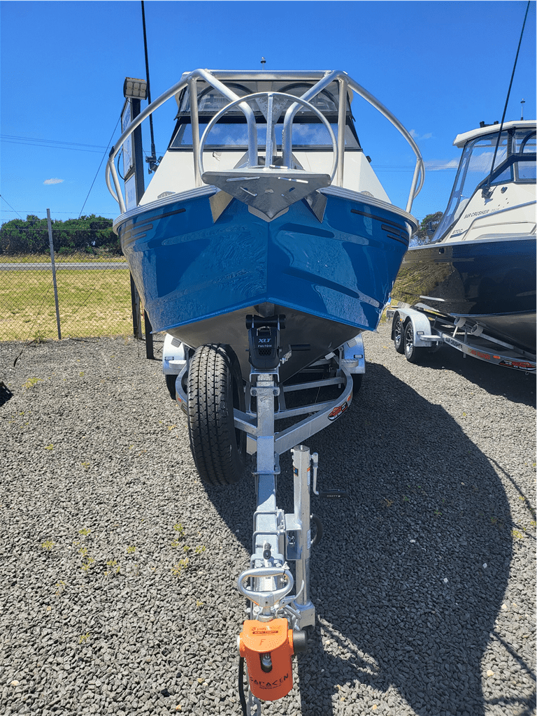 Bar Crusher CUDDY - Boats and Marine > Trailable Boat