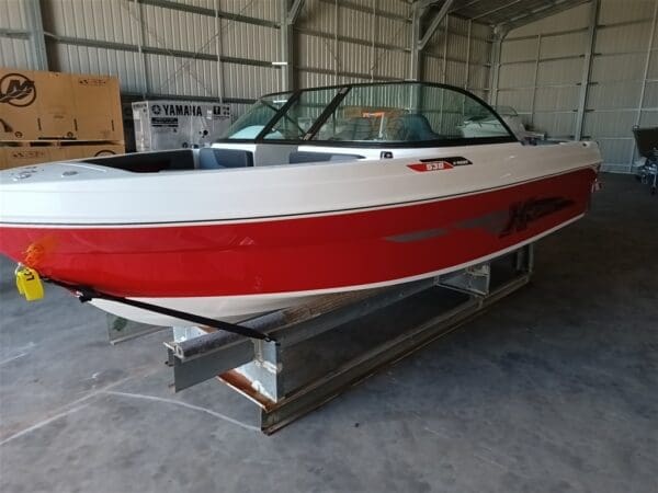 Revival 530 XRIDER - Boats and Marine > Trailable Boat