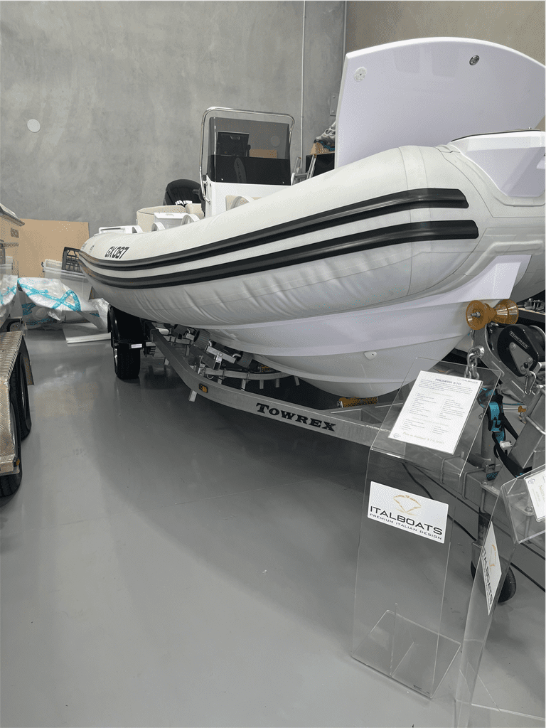 Italboats 650 TOURING - Boats and Marine > Rigid Inflatable Boats