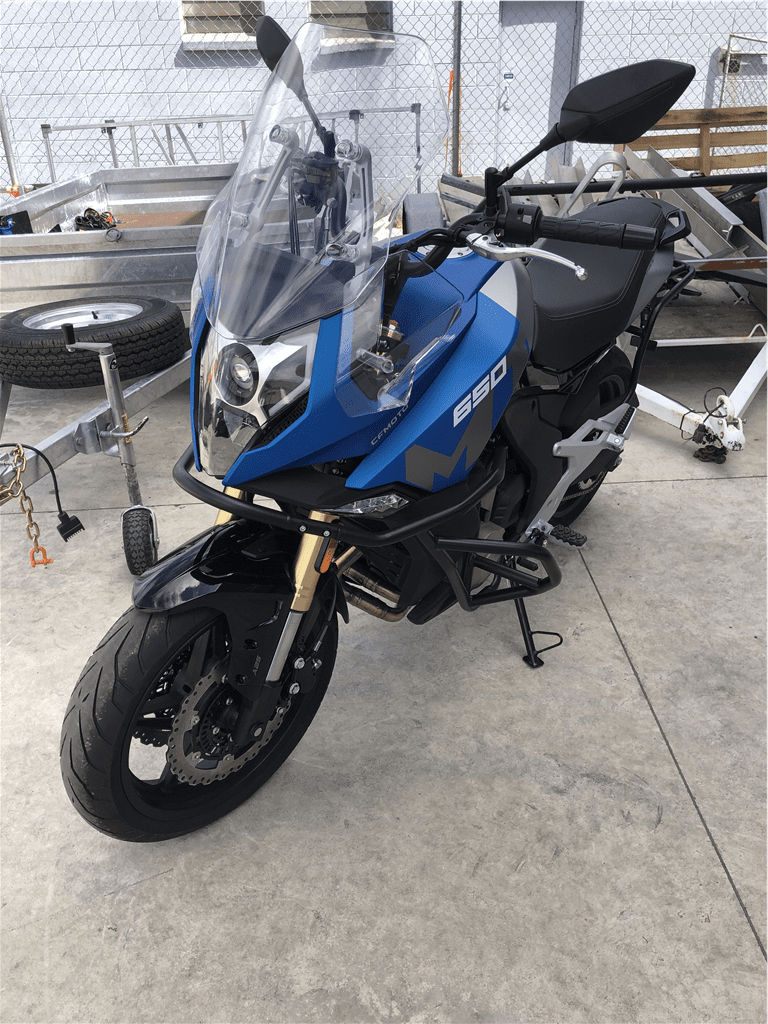 CFMoto 650MT ABS - Motorbikes and Sccoters