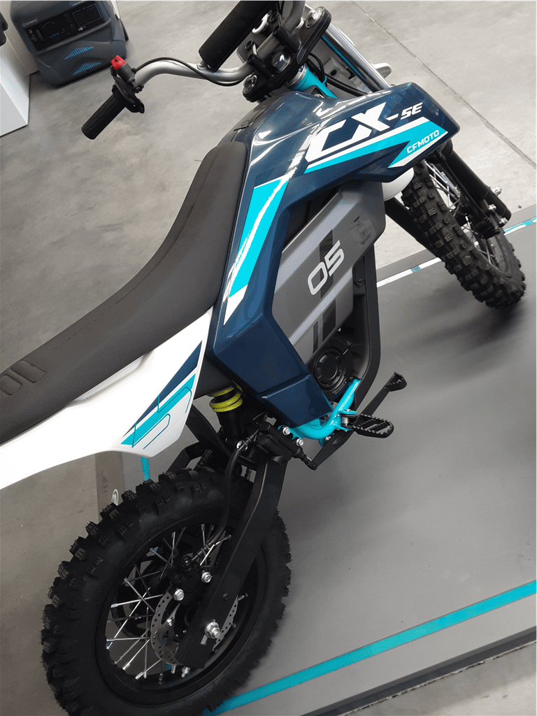 CFMoto CX-5E YOUTH - Motorbikes and Scooters > Motorcycles