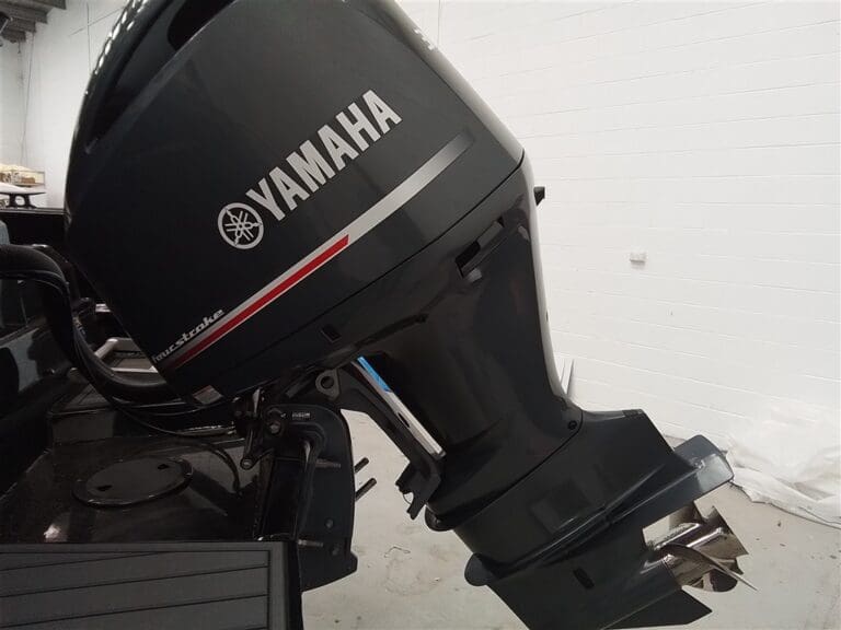Yamaha F300DETX - Boats and Marine >  Outboard Boat Engines