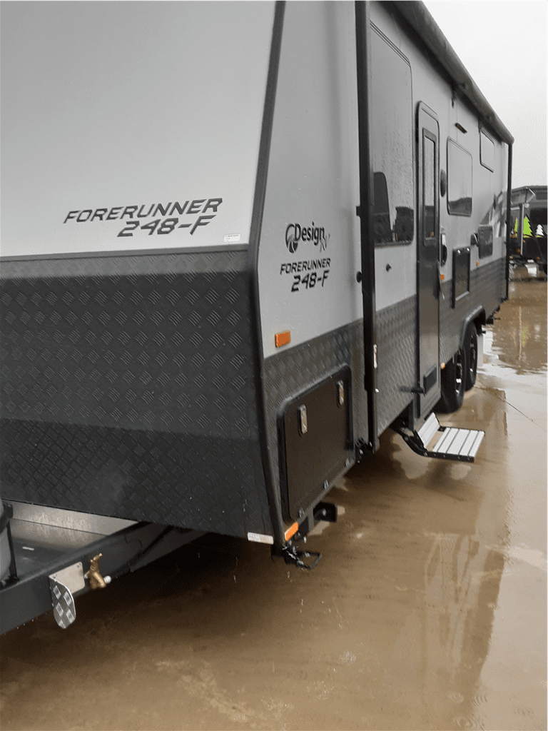 Design RV FORERUNNER F4 - Caravans