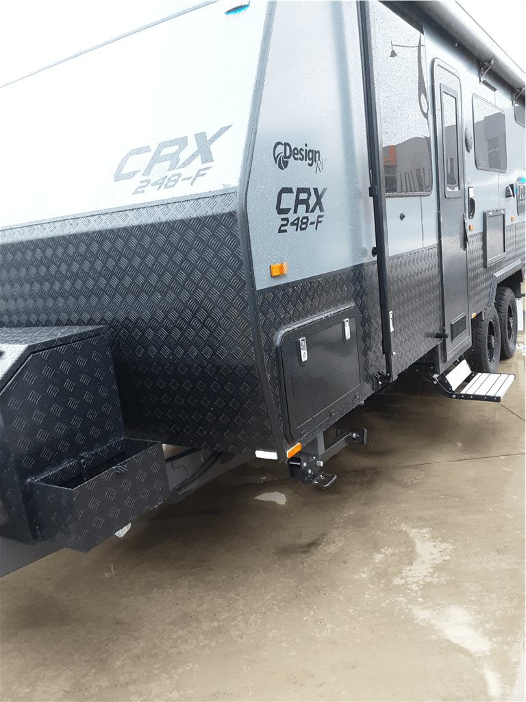 Design RV CRX SEMI F4 - Caravans