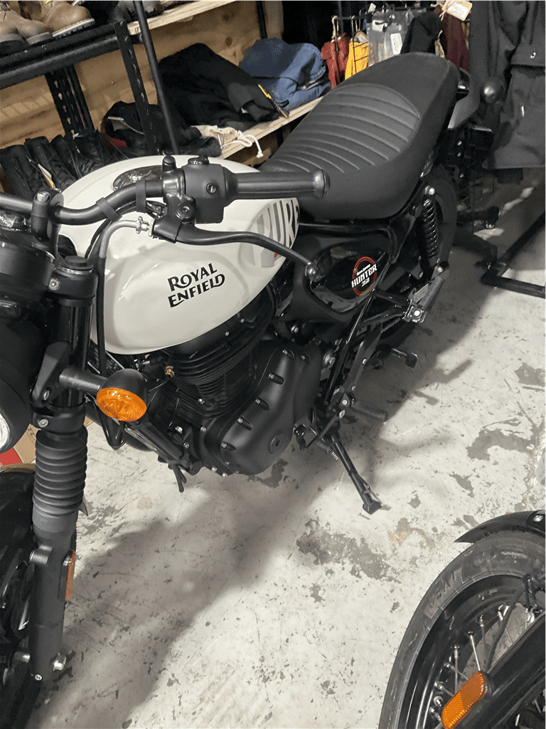 Royal Enfield HUNTER 350 - Motorbikes and Scooters > Motorcycles
