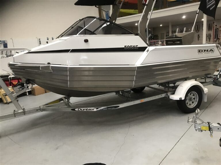 DNA 500XC - Boats and Marine > Trailable Boat