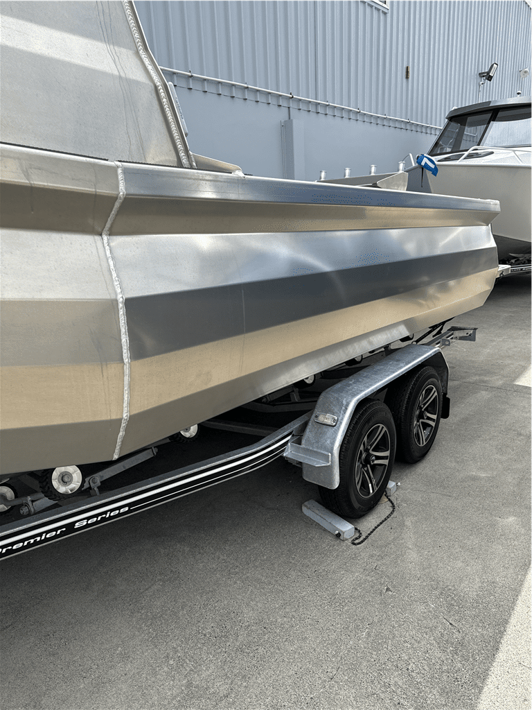 Senator RH 650 - Boats and Marine > Trailable Boat
