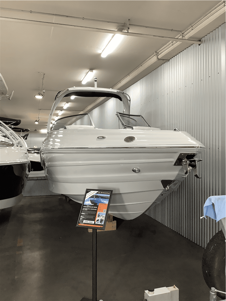 Crownline 280SS - Boats and Marine > Trailable Boat