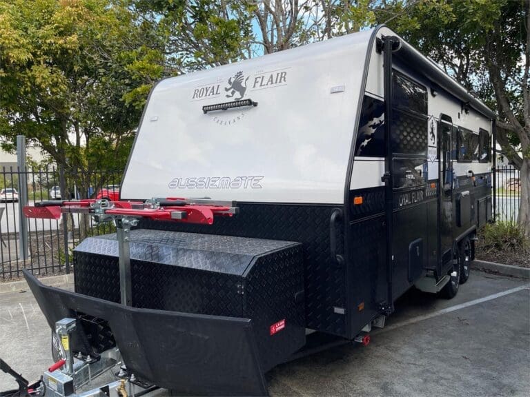 Royal Flair 21'6 Aussiemate Off Road Van - Wide Bunk - Caravans