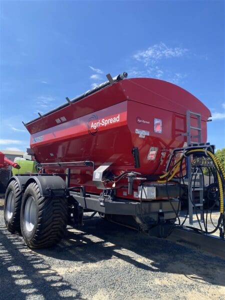Agri-Spread AS2000 SERIES SPREADER 3M AXLE - Agriculture and Outdoor