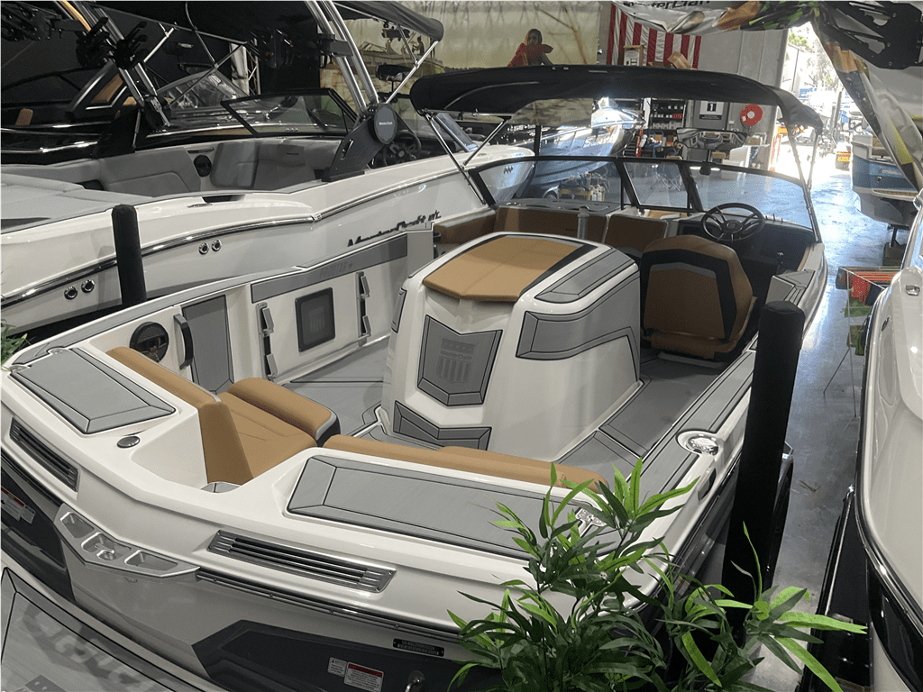 Mastercraft PROSTAR 24 - Boats and Marine > Trailable Boat