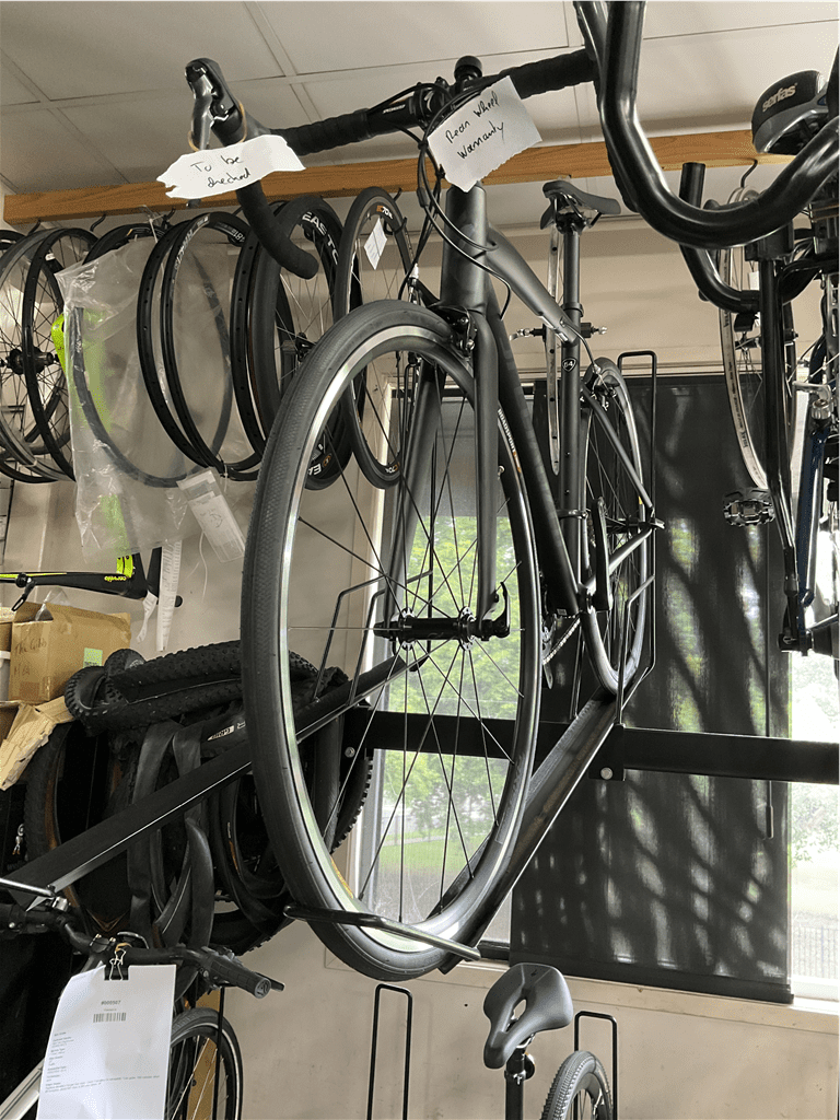 Specialized Australia ALLEZ BLACK/ CAST BATTLESHIP/ CARBON 54 - Bicycles and E-Bikes