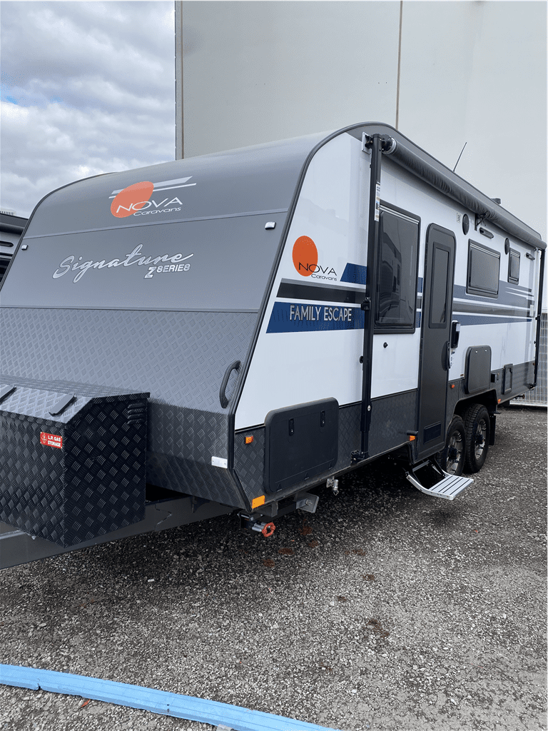 Nova Caravans FAMILY ESCAPE 20-8C - Caravans