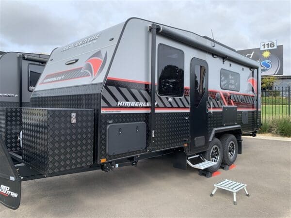  Motorhomes and Camper Trailers > Caravan