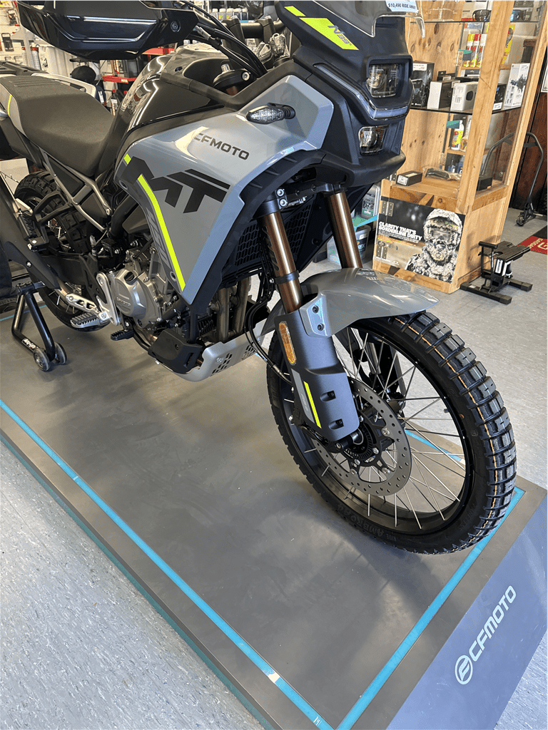 CFMoto 450MT ABS - Motorbikes and Scooters > Motorcycles