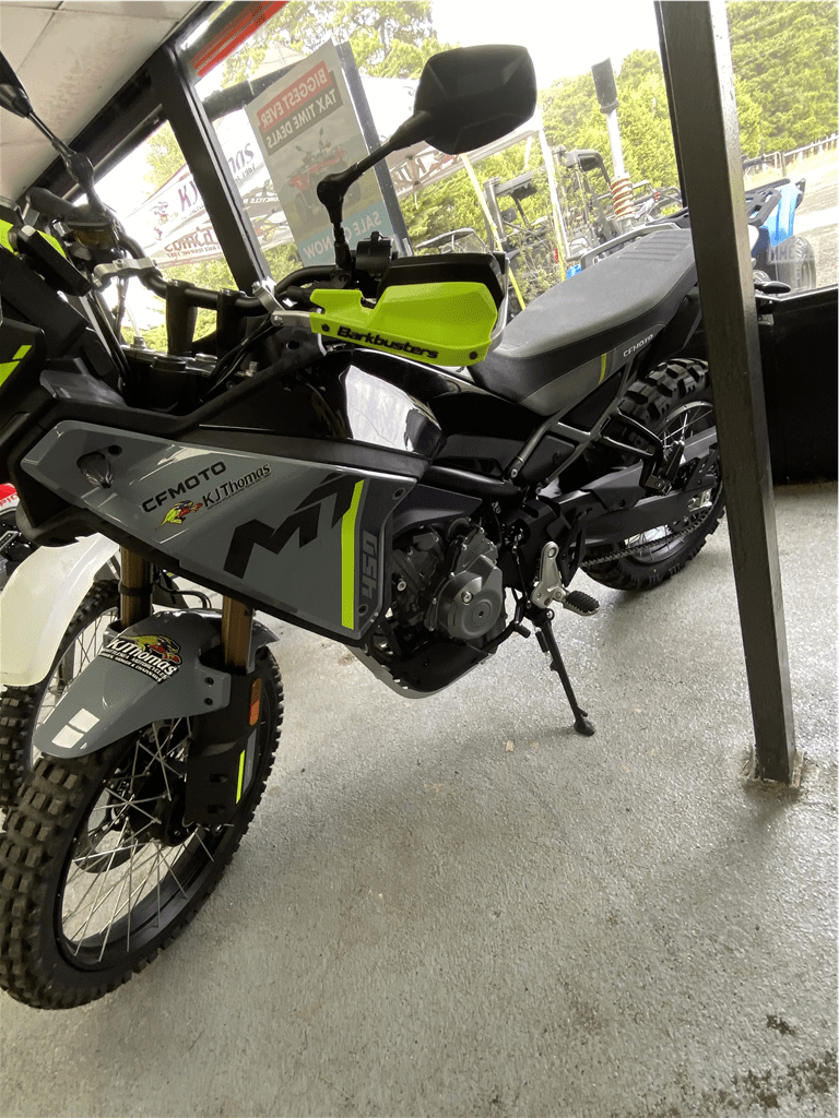 CFMoto 450MT ABS - Motorbikes and Scooters > Motorcycles