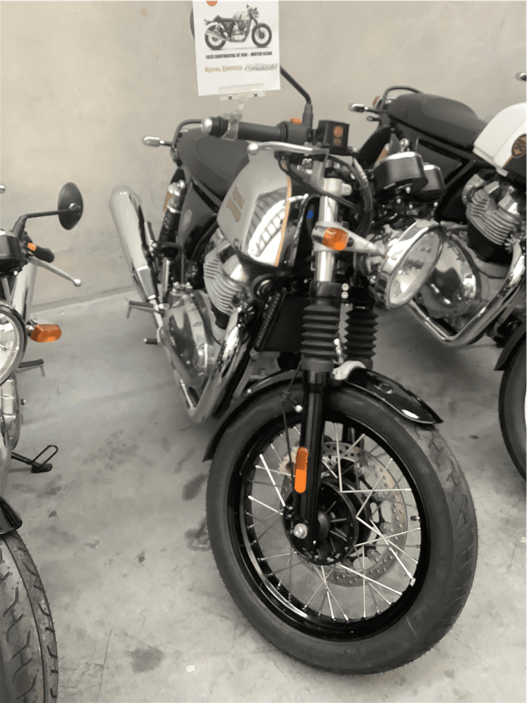 Royal Enfield CONTINENTAL GT - Motorbikes and Scooters > Motorcycles