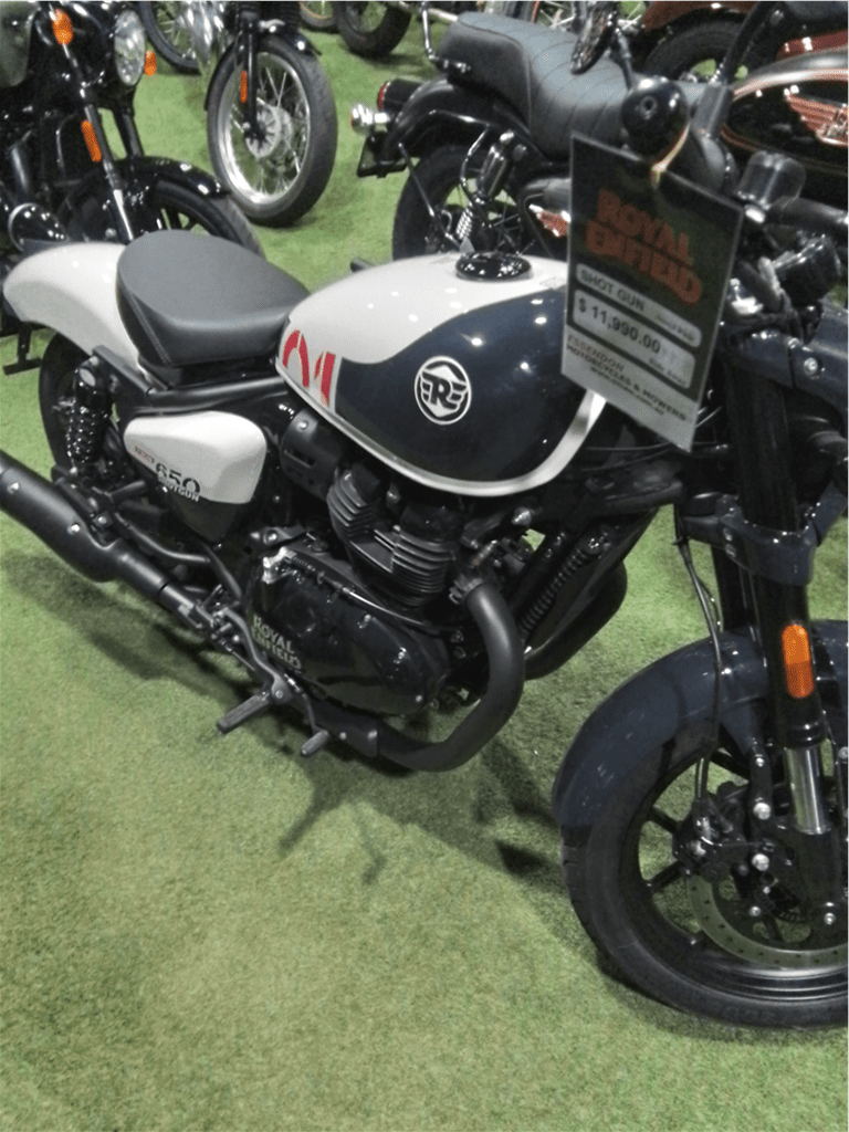 Royal Enfield SHOTGUN 650 - Motorbikes and Scooters > Motorcycles