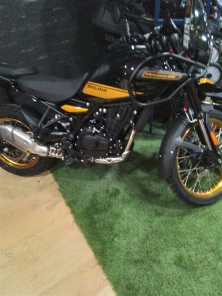 Royal Enfield HIMALAYAN 450 - Motorbikes and Scooters > Motorcycles