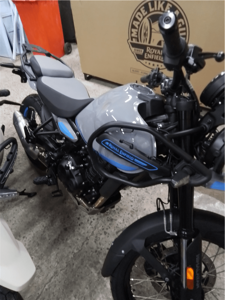 Royal Enfield HIMALAYAN 450 - Motorbikes and Scooters > Motorcycles