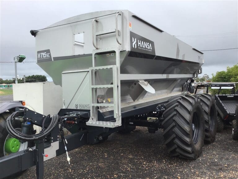 Hansa Spreader T15 TRAILING SPREADER - Caravans