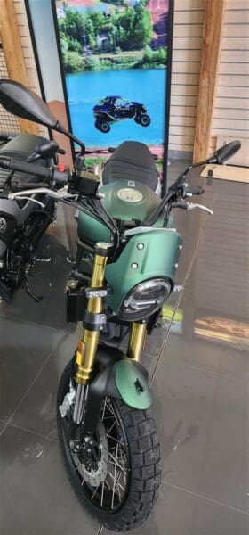 Benelli LEONCINO TRAIL 800 - Motorbikes and Scooters > Motorcycles