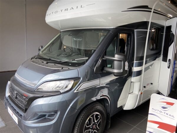 Auto-Trail DELAWARE HI-LINE - Caravans