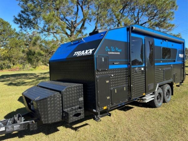 On The Move Caravans Traxx Off Road 19' Front Door - Caravans