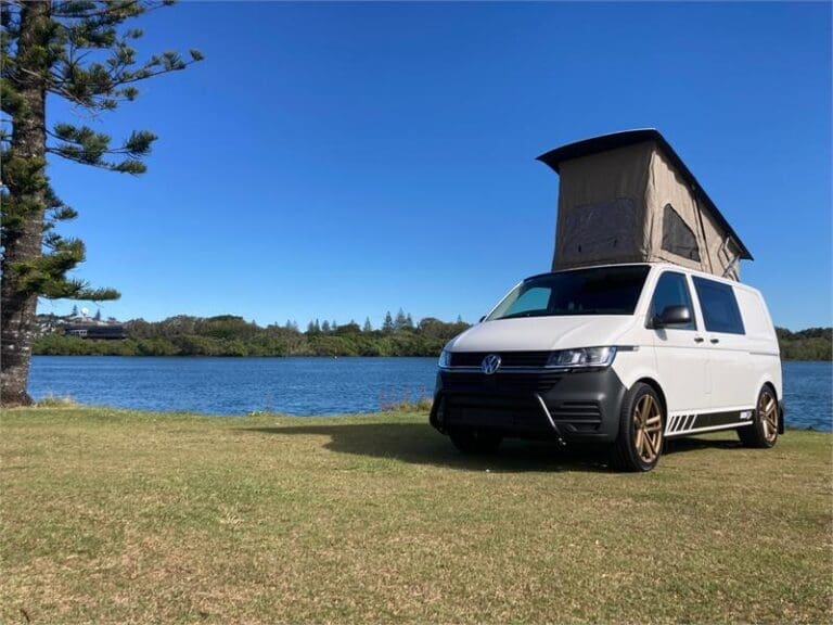 VOLKSWAGEN TRANSPORTER - Caravans