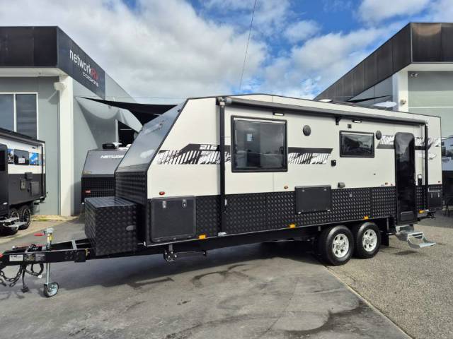 NETWORK RV TOURING 21'6 REAR CLUB - Caravans