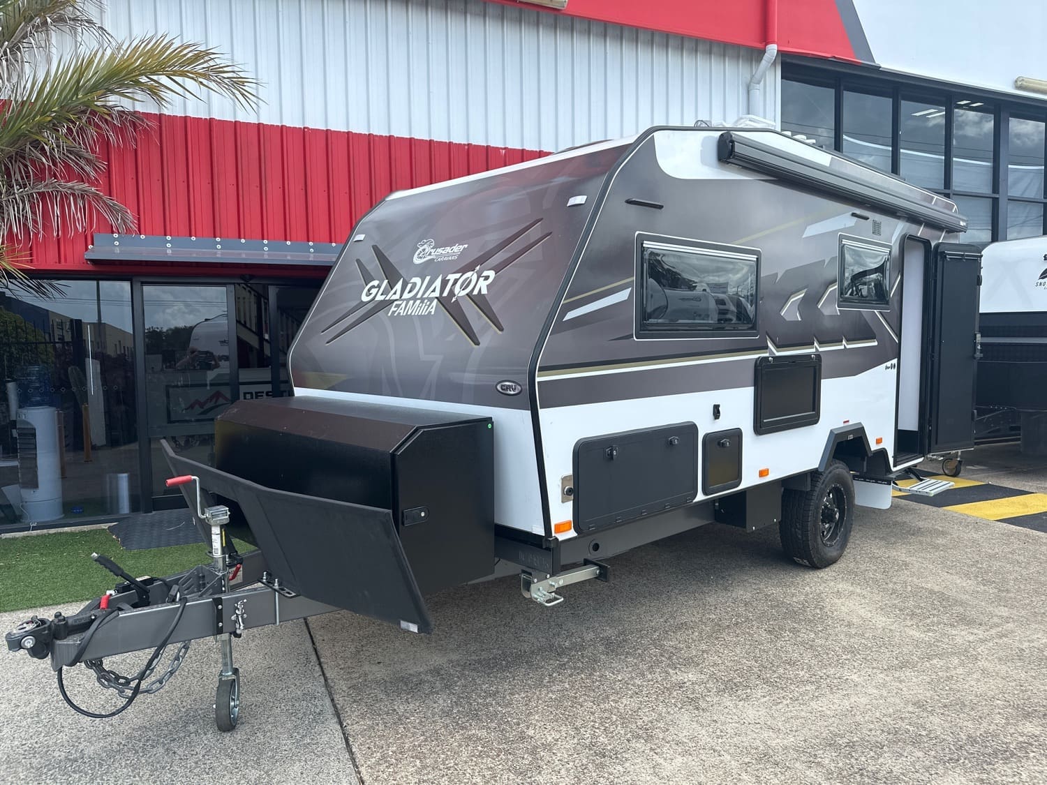 CRUSADER CARAVANS CRV - Caravans