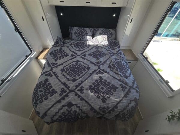 990<br /><br />Looking to hit the open road in style? Look no further than this 2024 Royal Flair PIAZZA caravan