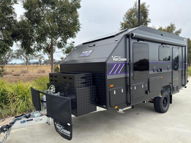 Van Cruiser Caravans FURY RD HTO - Caravans