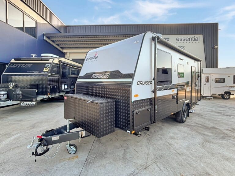 ESSENTIAL CARAVANS CRUISER - Caravans