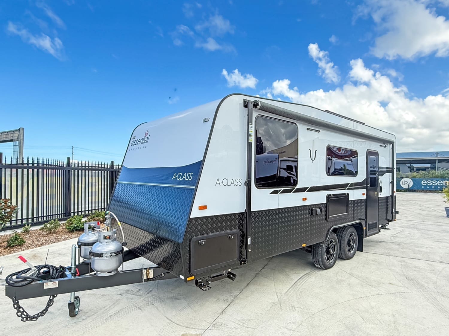 ESSENTIAL CARAVANS A-CLASS - Caravans
