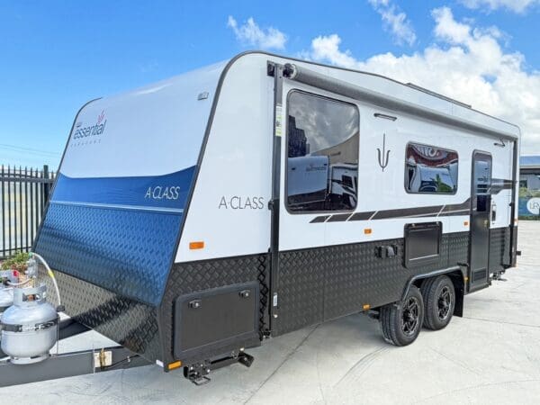  Motorhomes and Camper Trailers