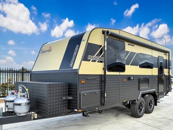  Motorhomes and Camper Trailers