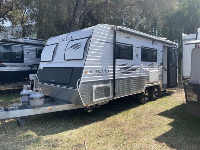 OPAL SOUTHERN EXPLORER - Caravans