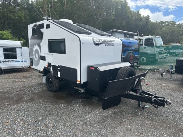  Motorhomes and Camper Trailers