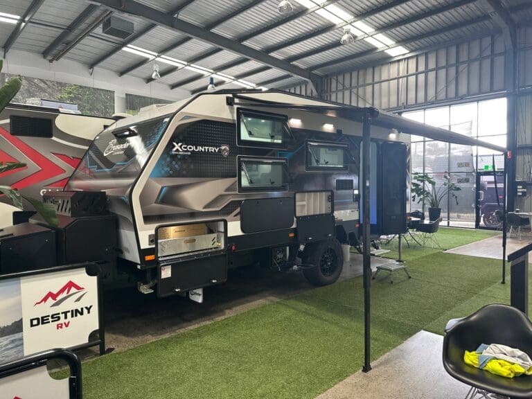 CRUSADER CARAVANS XCOUNTRY - Caravans