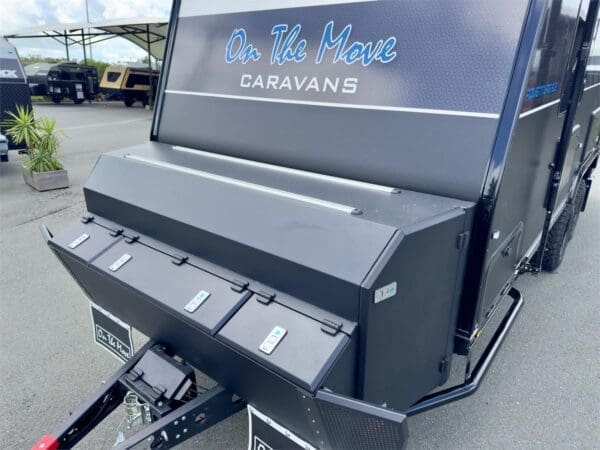  Motorhomes and Camper Trailers