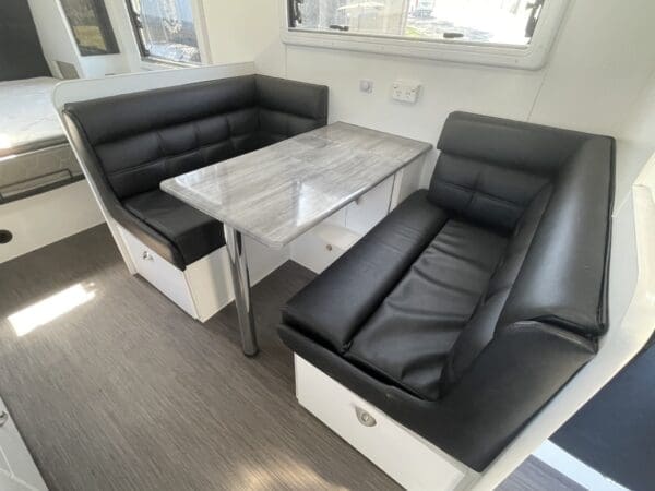  Motorhomes and Camper Trailers