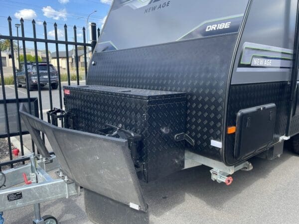  this van is ready to take you beyond the beaten path—without sacrificing a single luxury.<br><br>With Cruisemaster airbag suspension