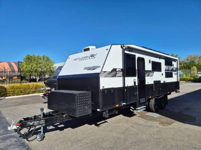 NETWORK RV TOURING 24' FAMILY - Caravans