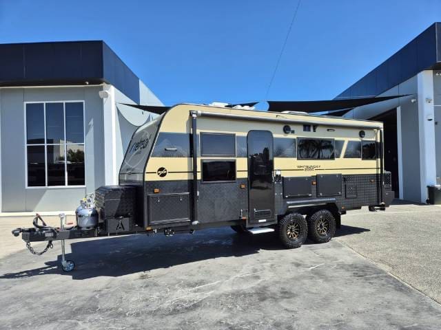 RETREAT WHITSUNDAY 200C - Caravans