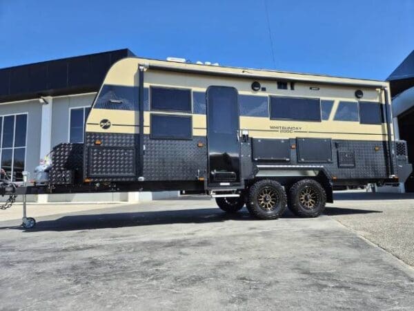 Motorhomes and Camper Trailers